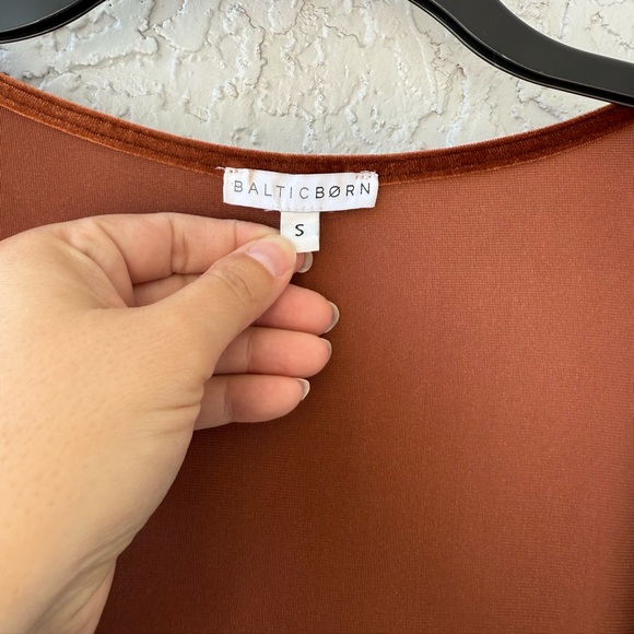 Baltic Born Bronze Meghan Velvet Wrap Maxi Dress Small - Picture 11 of 15